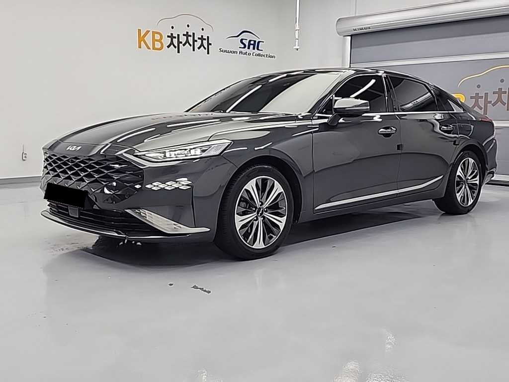 Kia K8 — photo 01