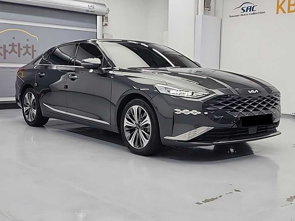 Kia K8 — photo 04