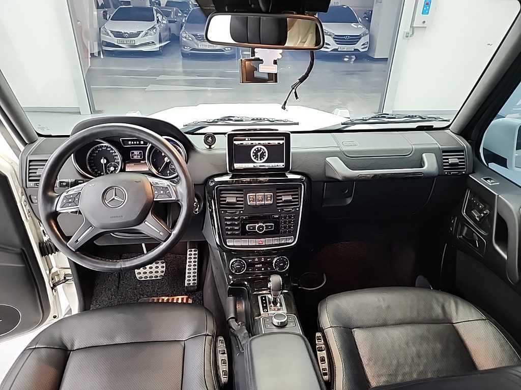 Mercedes-Benz G-Class — photo 07