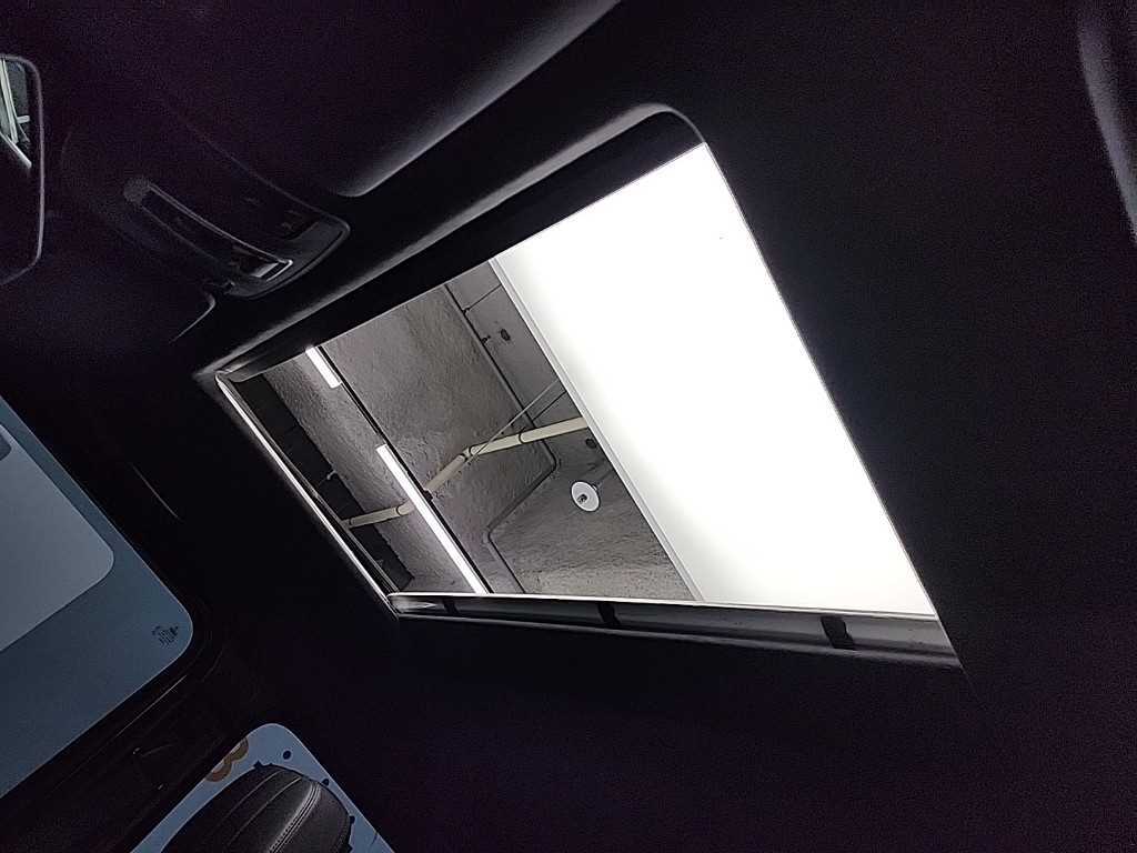 Mercedes-Benz G-Class — photo 14