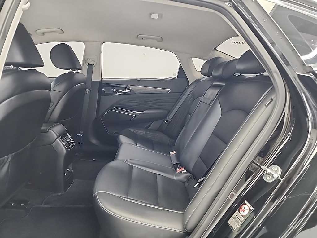 Kia K7 — photo 12