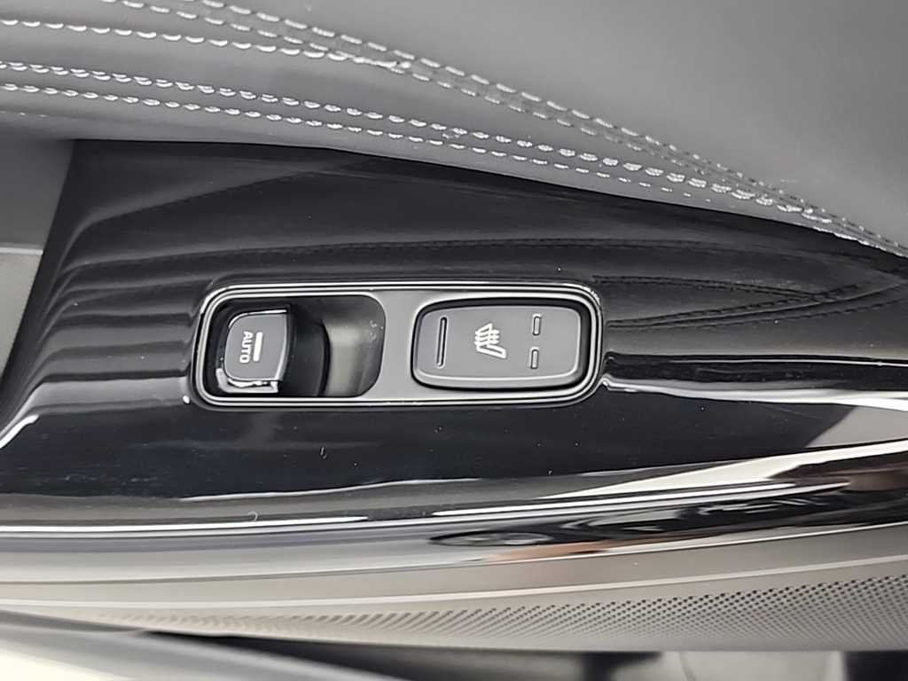 Kia K7 — photo 15