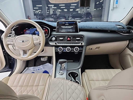 Genesis G70 — photo 01