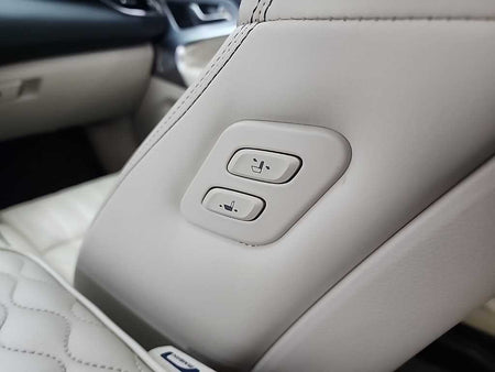 Genesis G70 — photo 13