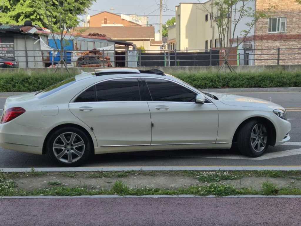 Mercedes-Benz S-Class — photo 04