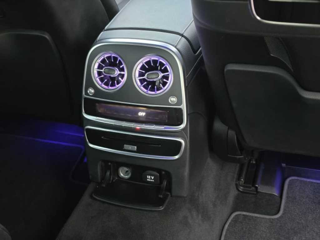 Mercedes-Benz S-Class — photo 08
