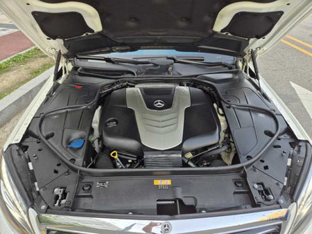 Mercedes-Benz S-Class — photo 14