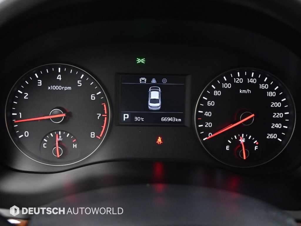 Kia K7 — photo 08