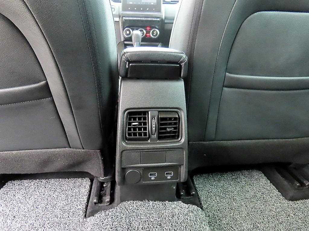 RENAULT XM3 — photo 16