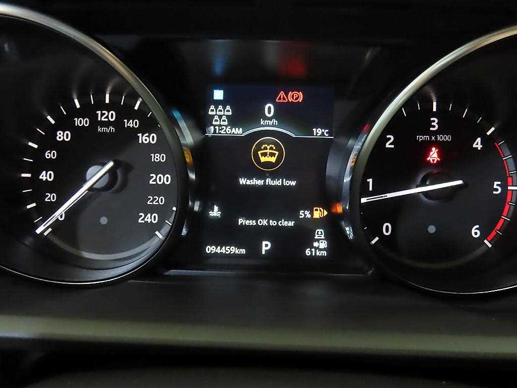 Land Rover Discovery — photo 09