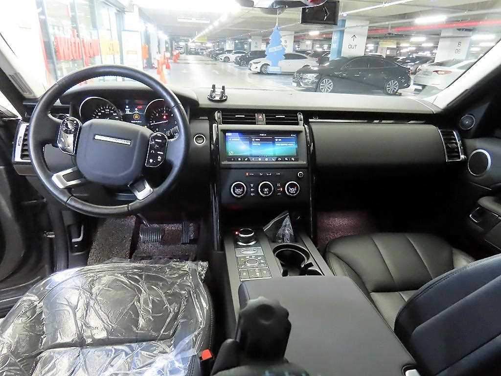 Land Rover Discovery — photo 10