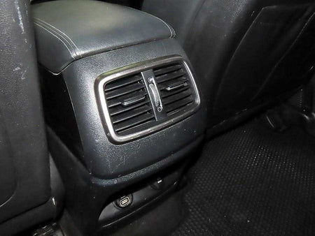Kia Sorento — photo 17