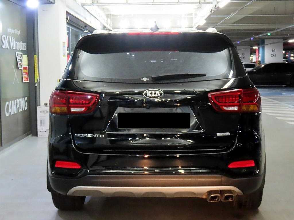 Kia Sorento — photo 05