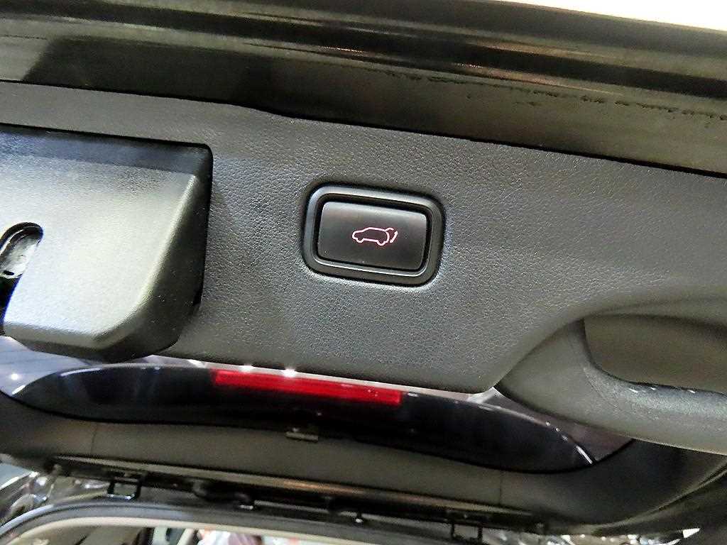 Kia Sorento — photo 16