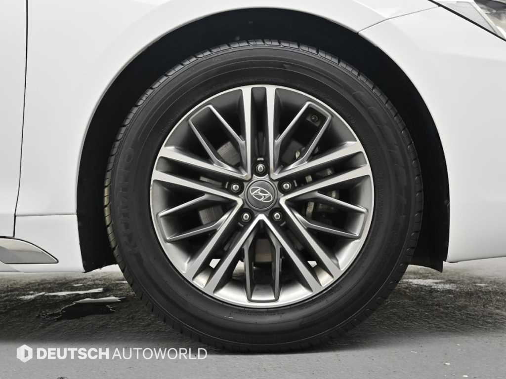 Hyundai Grandeur — photo 05