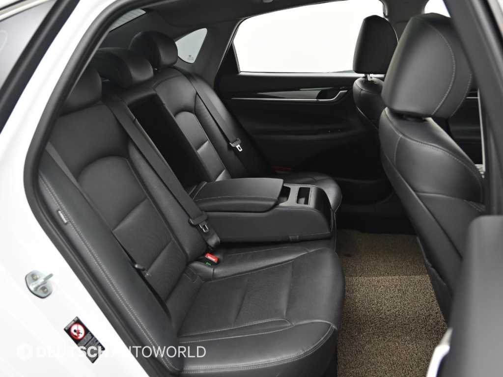 Hyundai Grandeur — photo 12