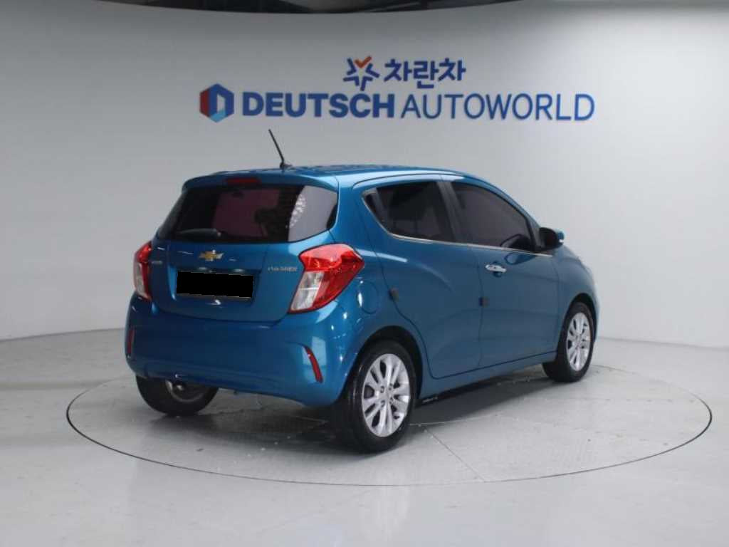 CHEVROLET Spark — photo 02