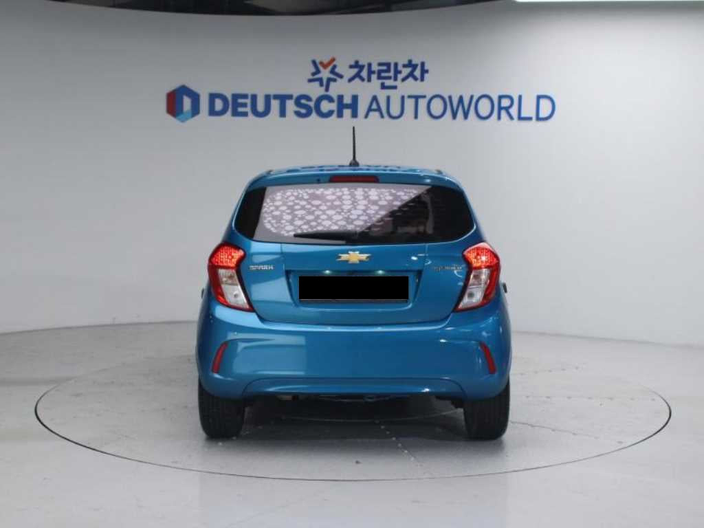 CHEVROLET Spark — photo 04