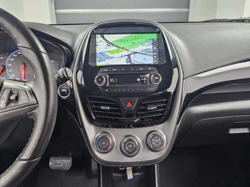 CHEVROLET Spark — photo 14