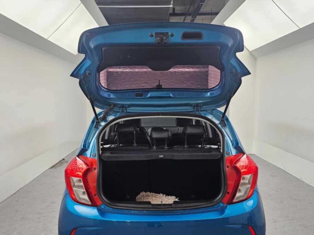 CHEVROLET Spark — photo 19
