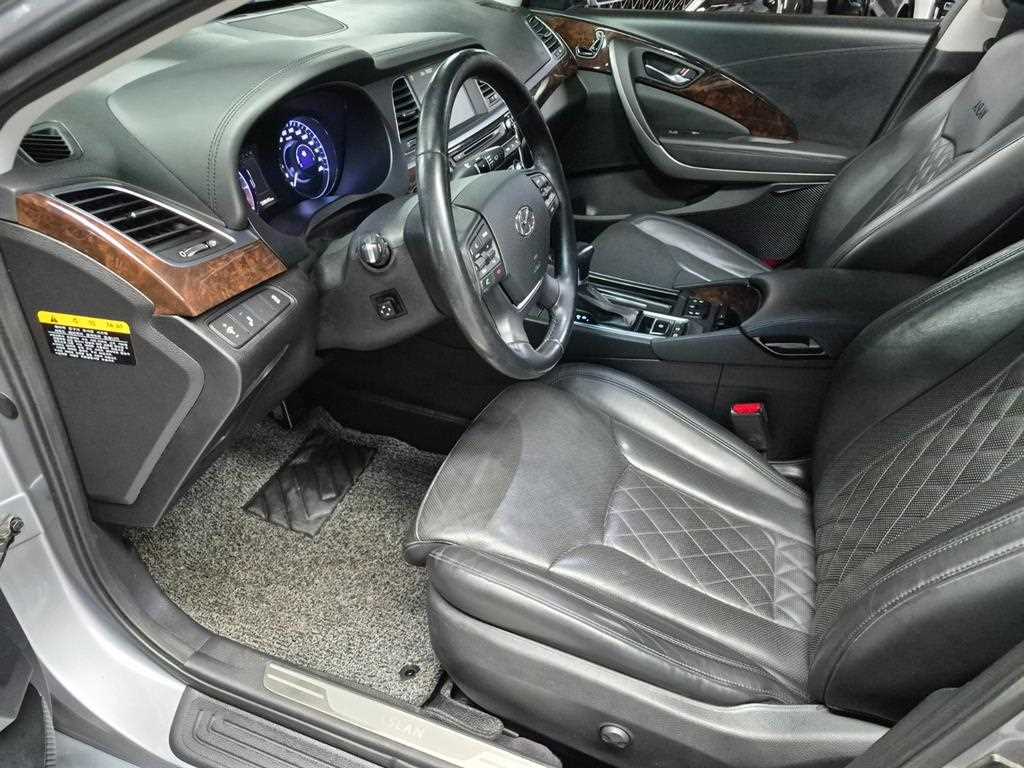 Hyundai Aslan — photo 08
