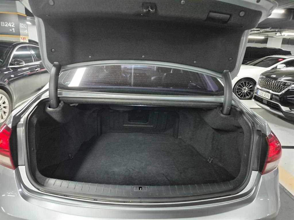 Hyundai Aslan — photo 20