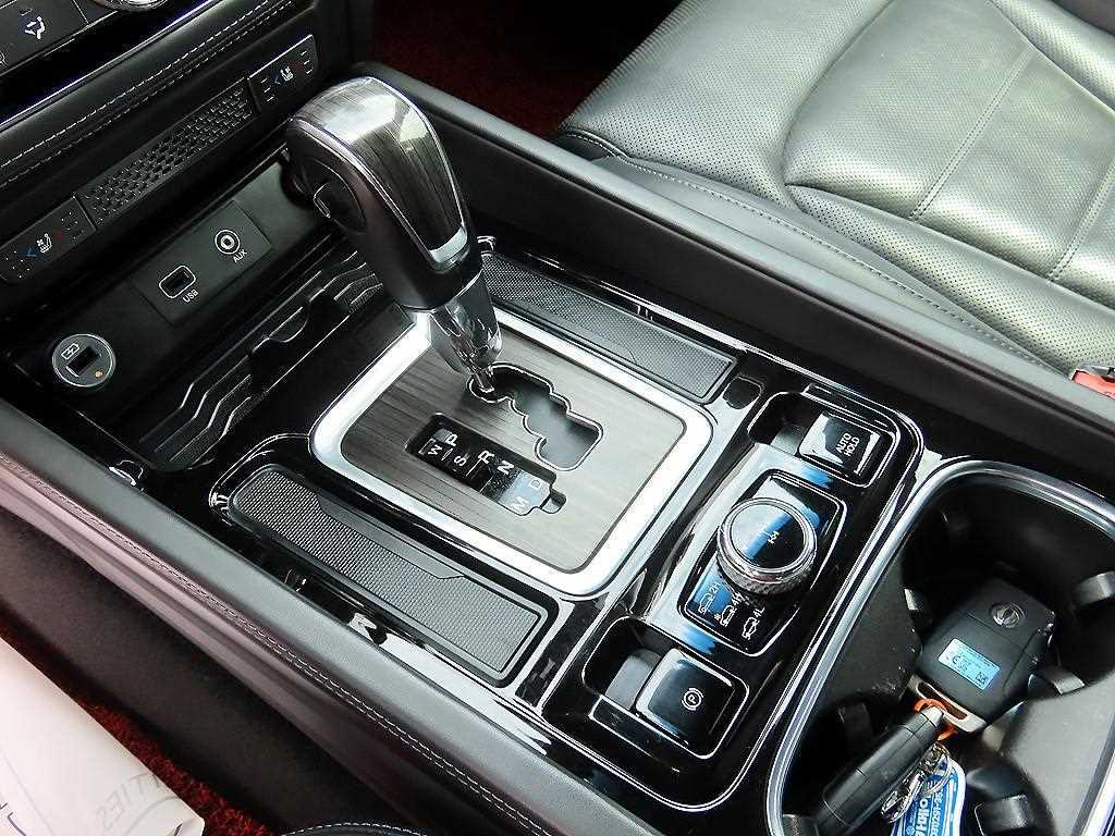 KGM Rexton — photo 10