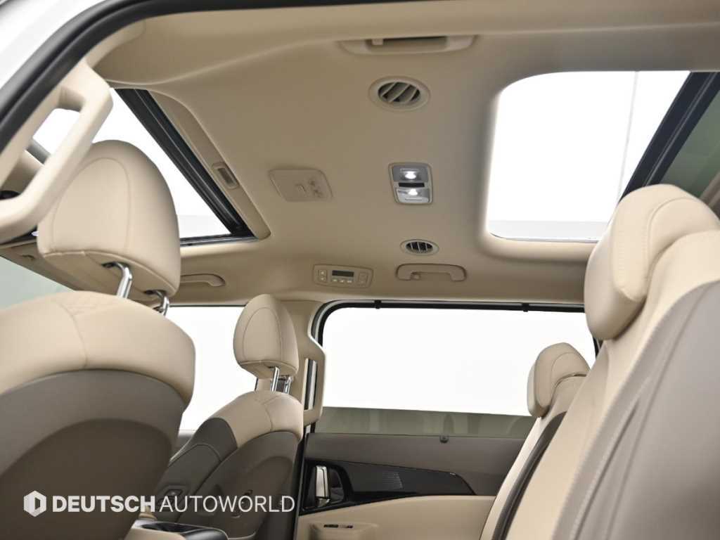 Kia Carnival — photo 01
