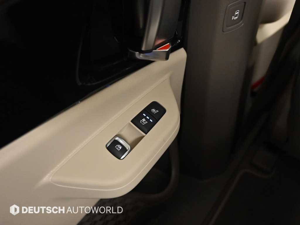 Kia Carnival — photo 17