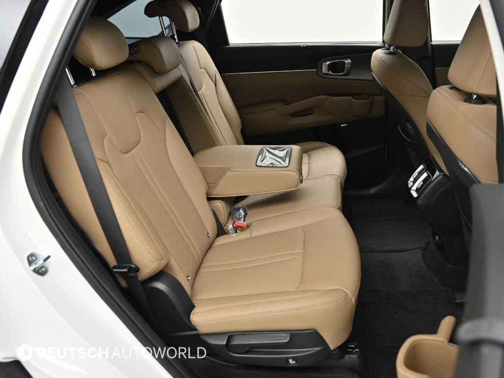 Kia Sorento — photo 12