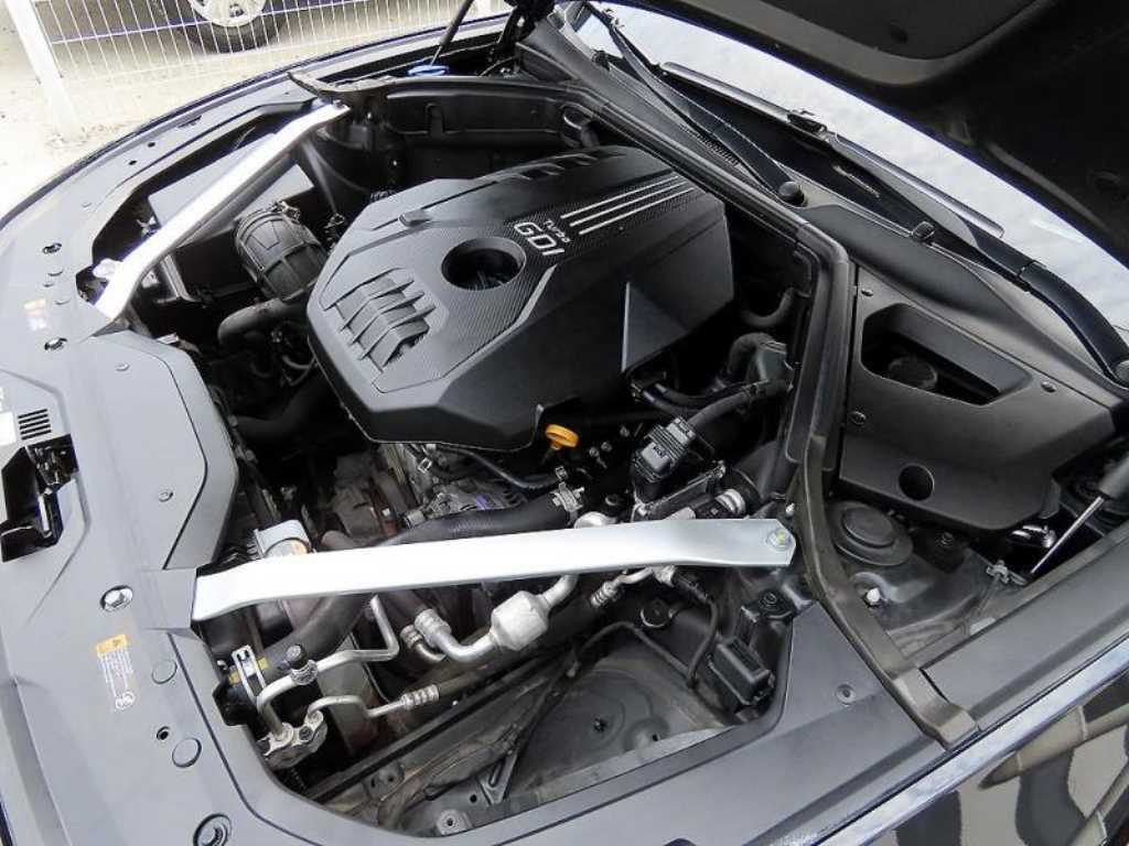 Genesis G70 — photo 19