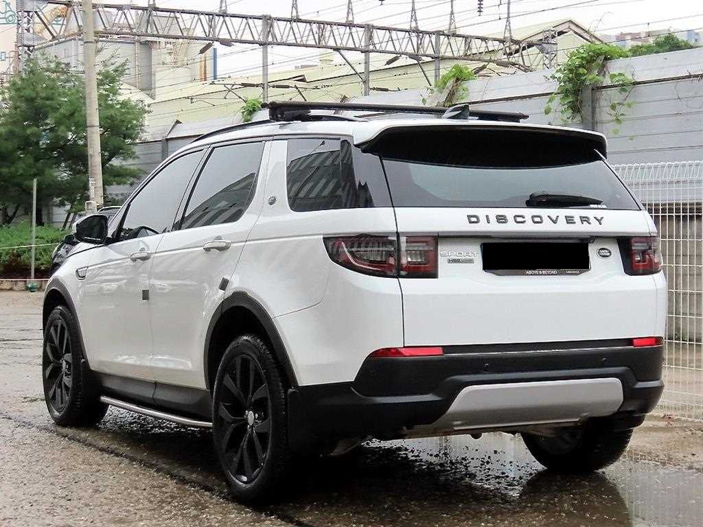 Land Rover Discovery Sport — photo 03