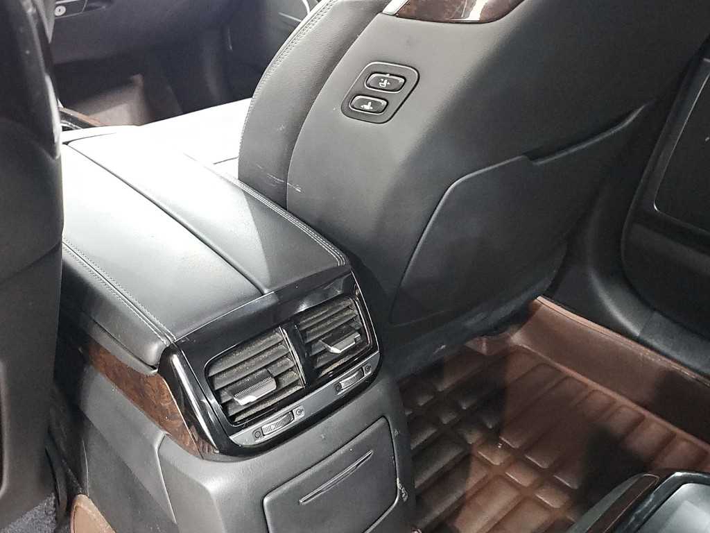 Genesis EQ900 — photo 14