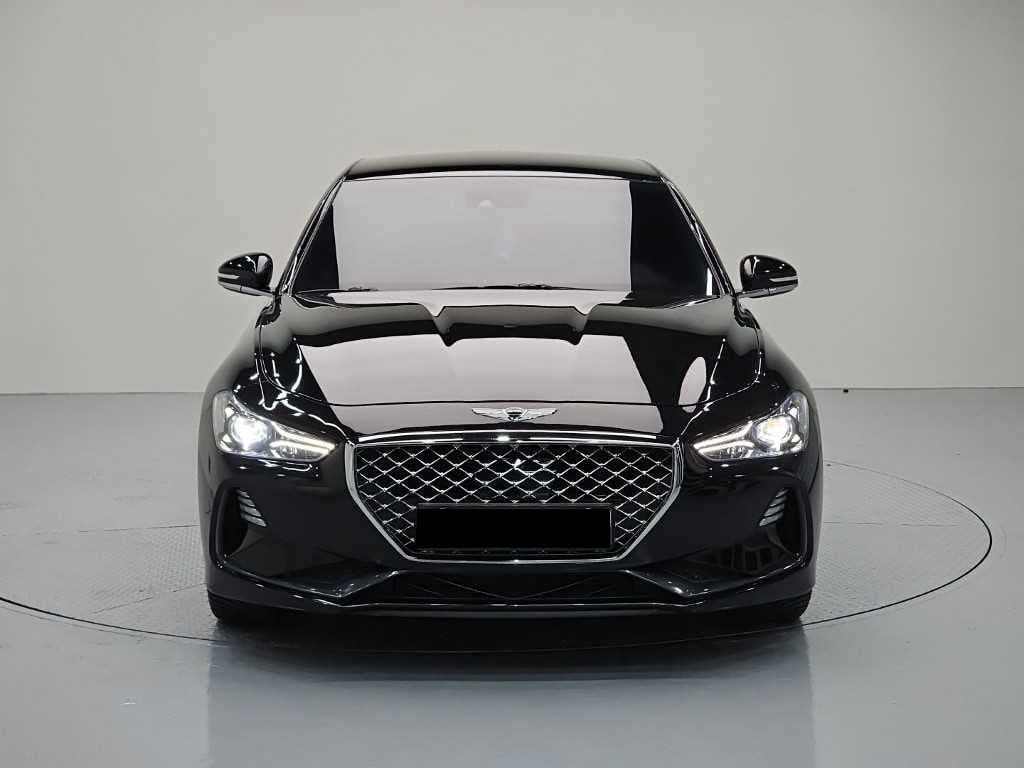 Genesis G70 — photo 02