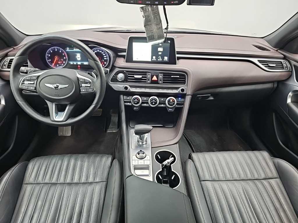 Genesis G70 — photo 07