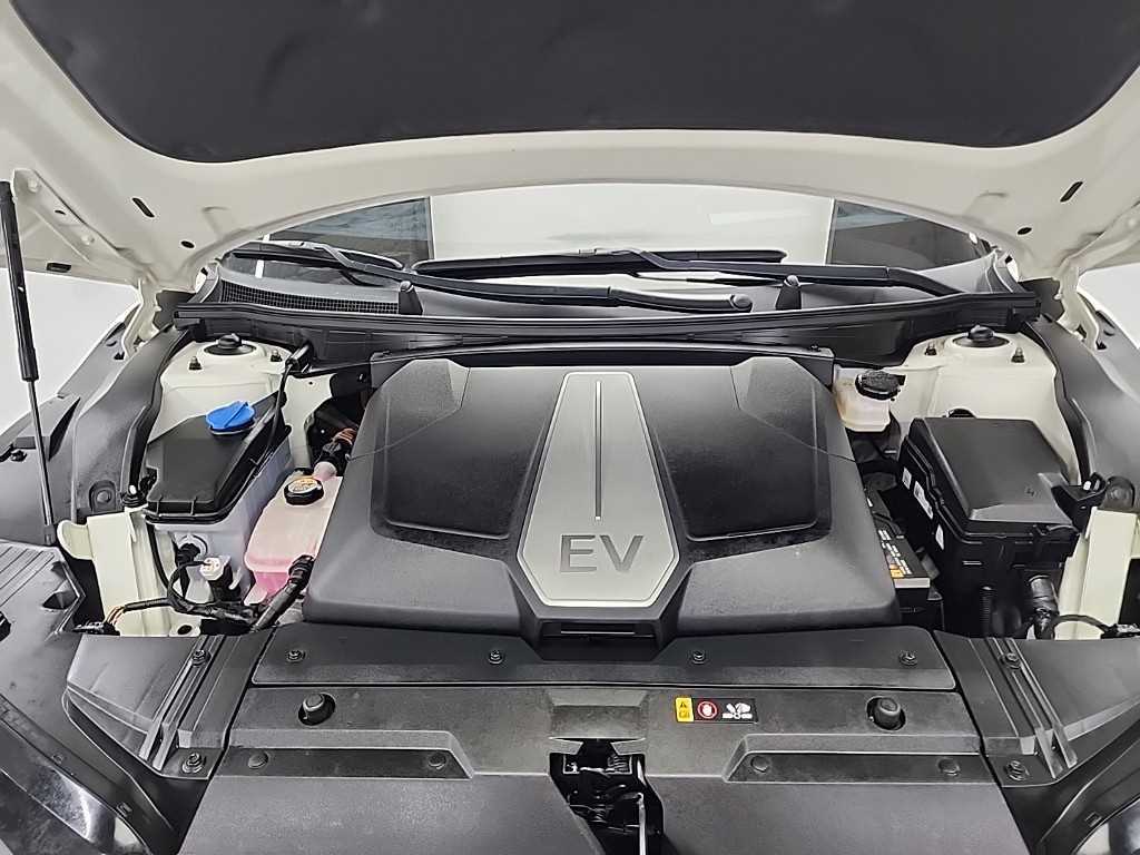 Kia EV6 — photo 06
