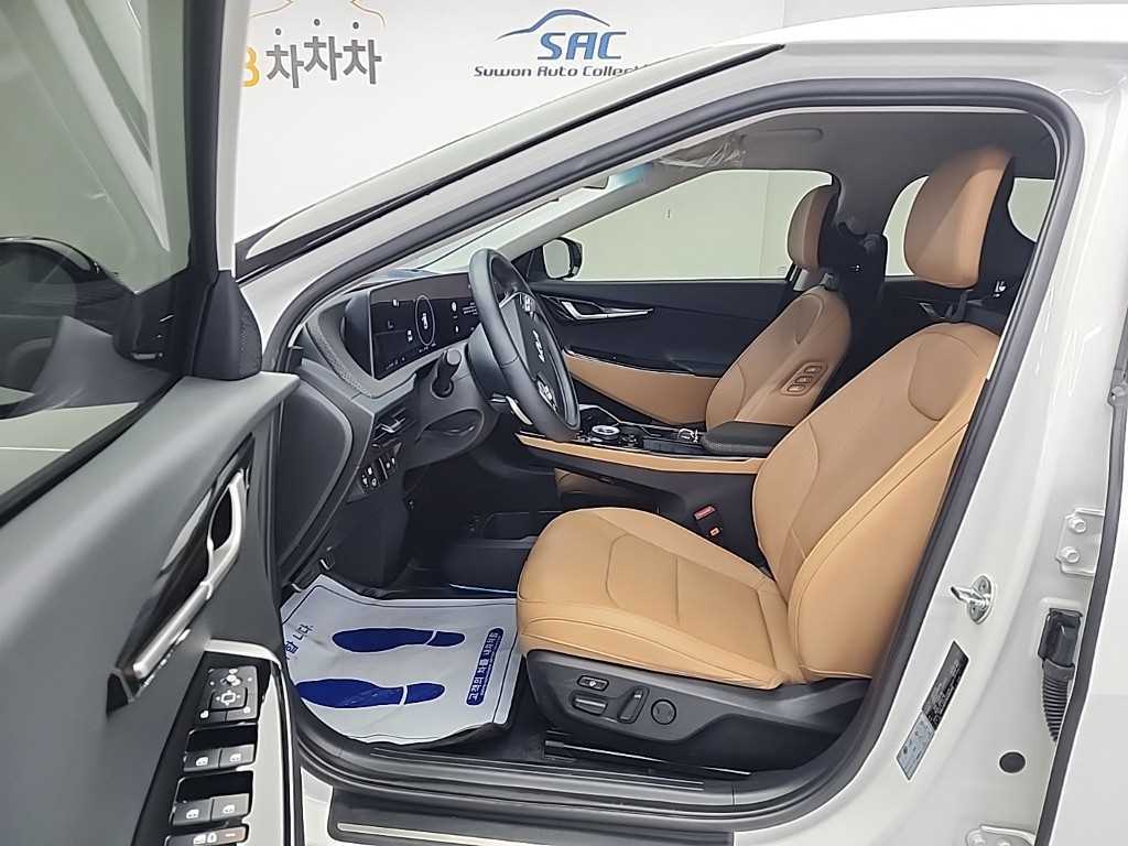 Kia EV6 — photo 11