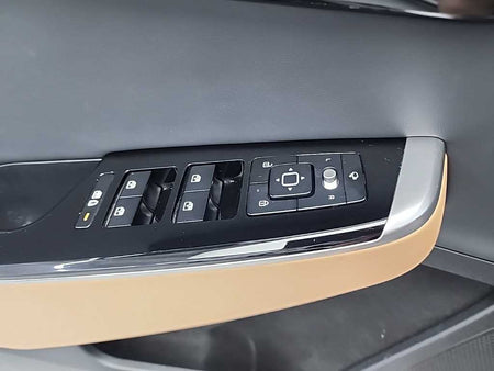 Kia EV6 — photo 17