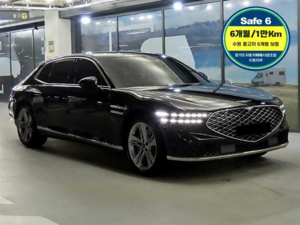 Genesis G90 — photo 01