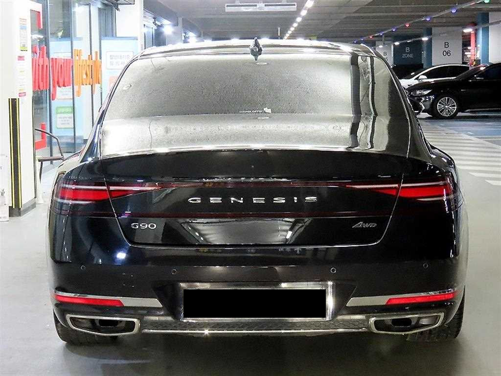 Genesis G90 — photo 05