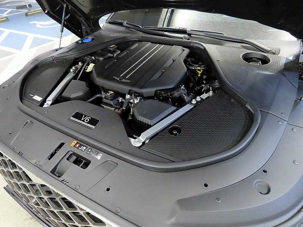 Genesis G90 — photo 19