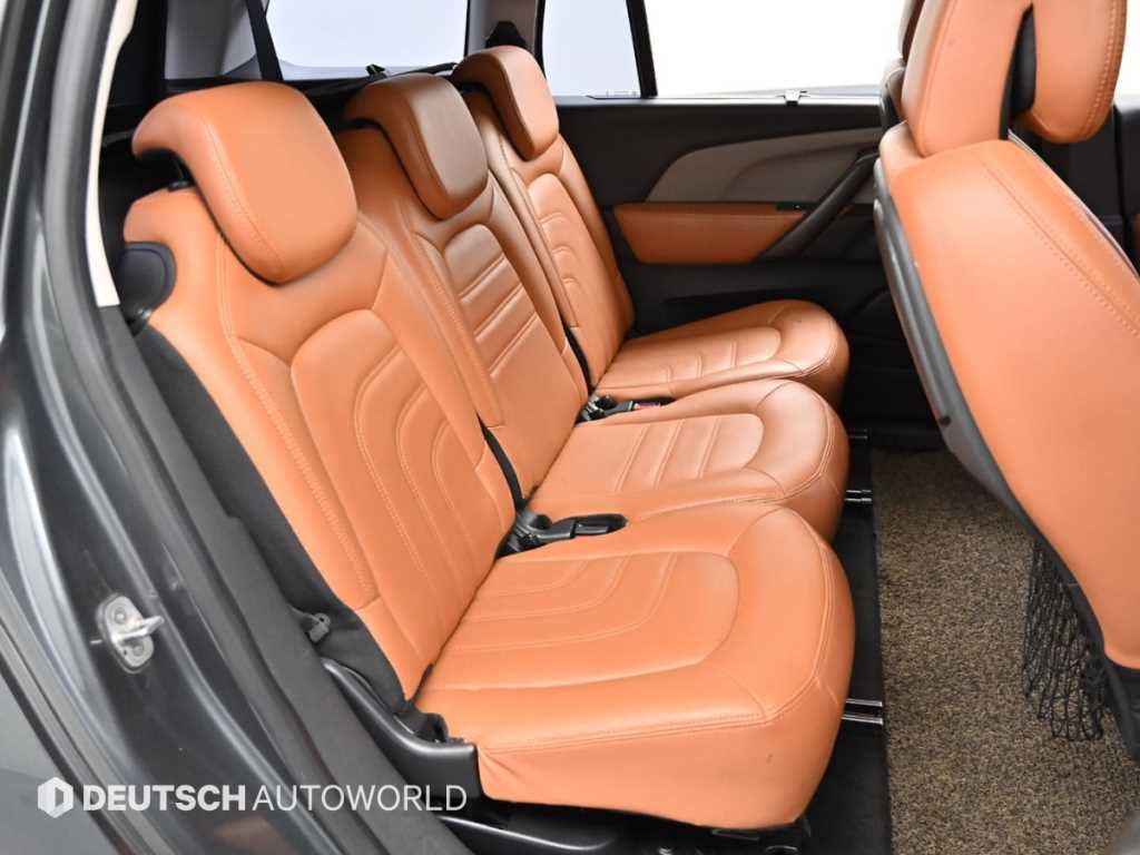 Citroen C4 Picasso — photo 12