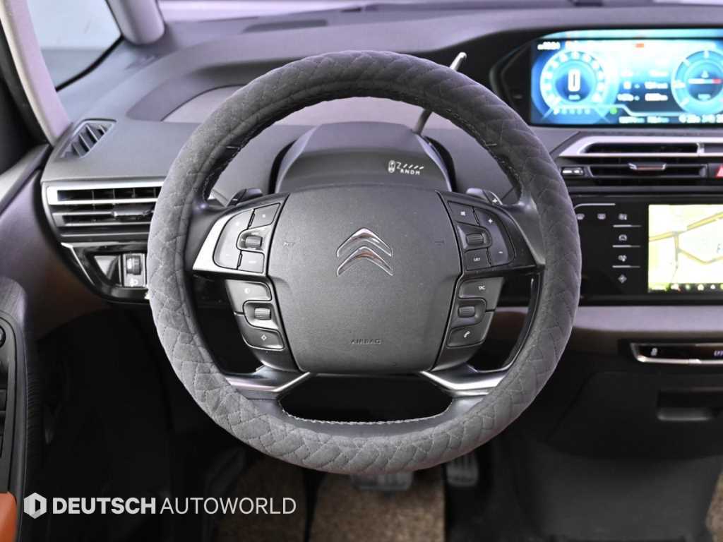 Citroen C4 Picasso — photo 13