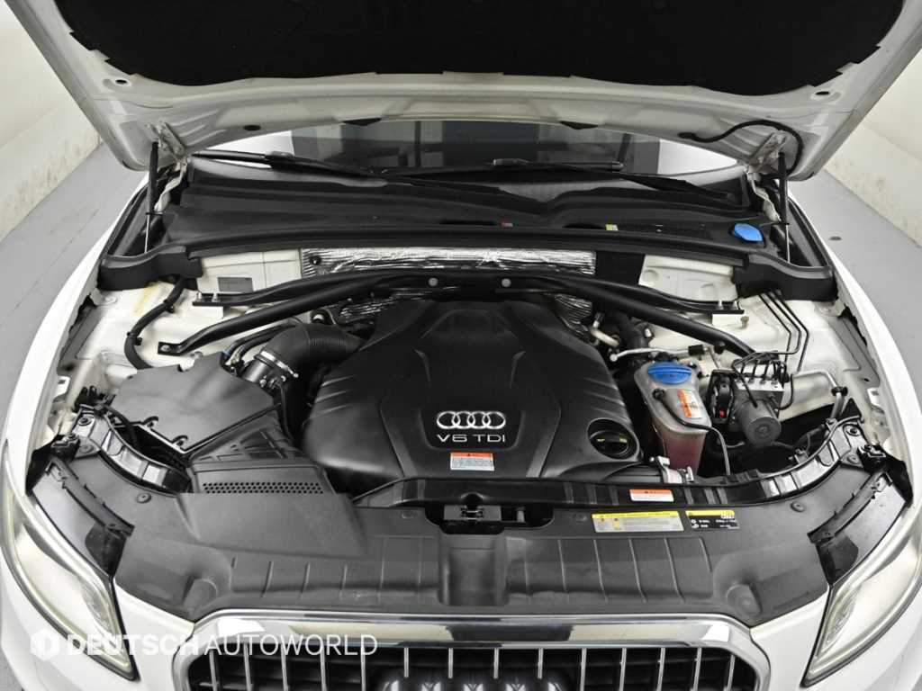 Audi Q5 — photo 06