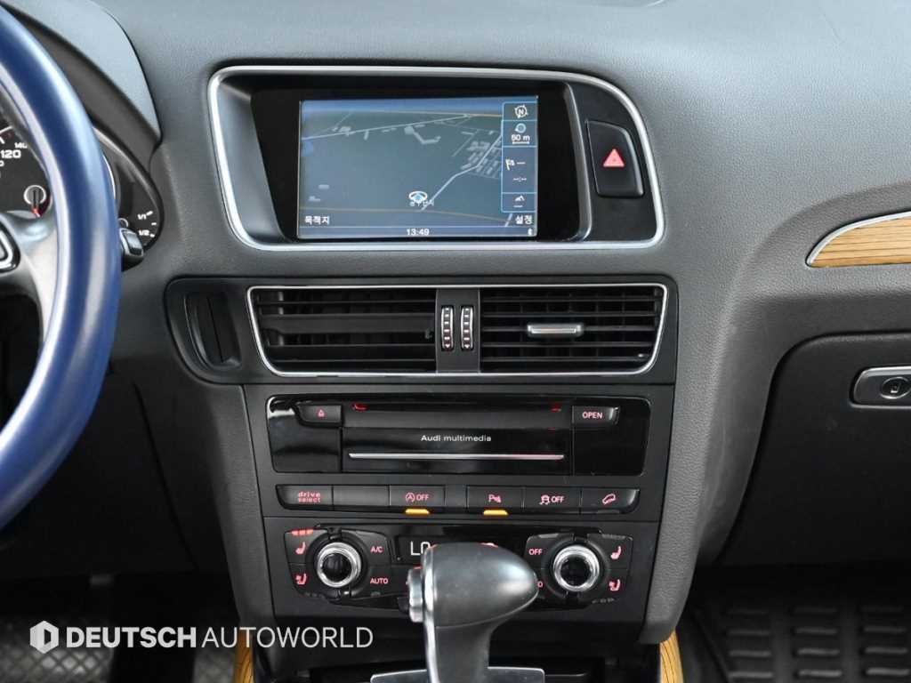 Audi Q5 — photo 14