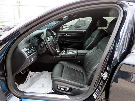 BMW 7-Series — photo 05