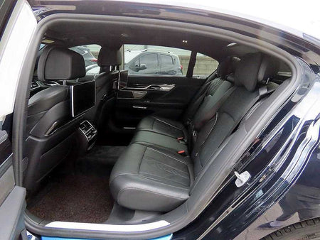 BMW 7-Series — photo 06