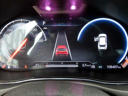 Genesis GV70 — photo 09
