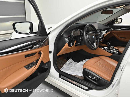 BMW 5-Series — photo 11