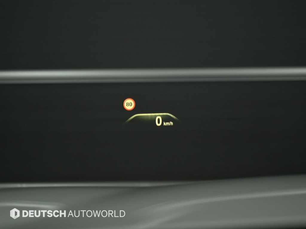 BMW 5-Series — photo 17